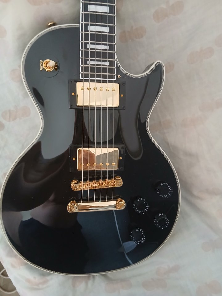 Vendo Epiphone Les Paul Custom Ebony de segunda mano · Foto 4 de 4 · Barcelona · 500 €