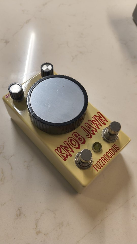 Fuzzrocious Knob Jawn de segunda mano · Foto 3 de 4 · Barcelona · 160 €