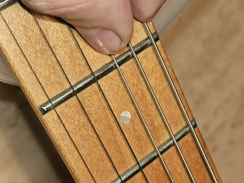 charvel pro mod dk24 red ash HSS