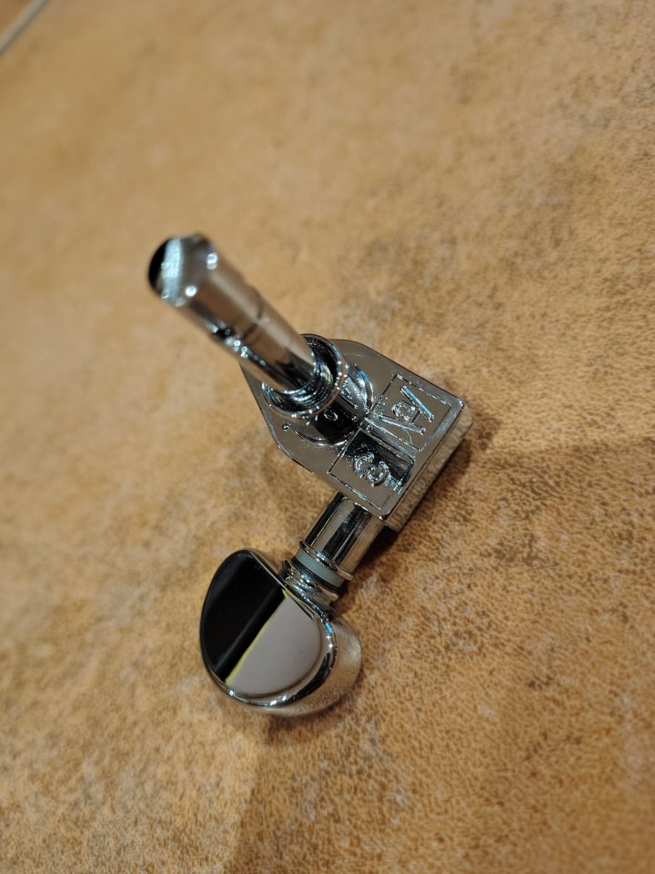 Clavijeros Grover Locking Rotomatics