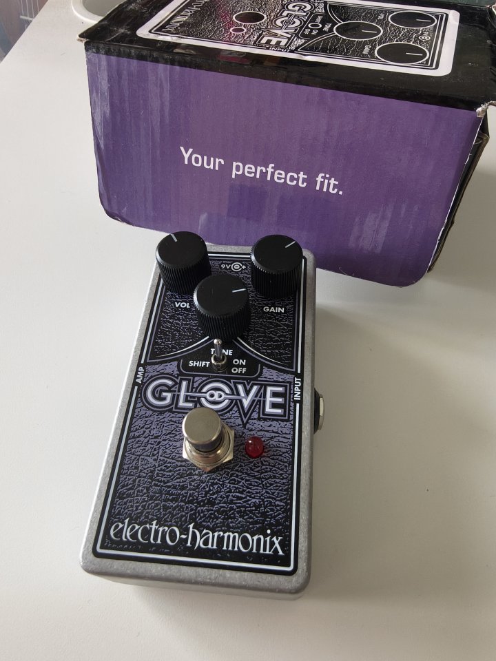 Electro-Harmonix Glove OD de segunda mano · Foto 2 de 3 · Madrid · 48 €