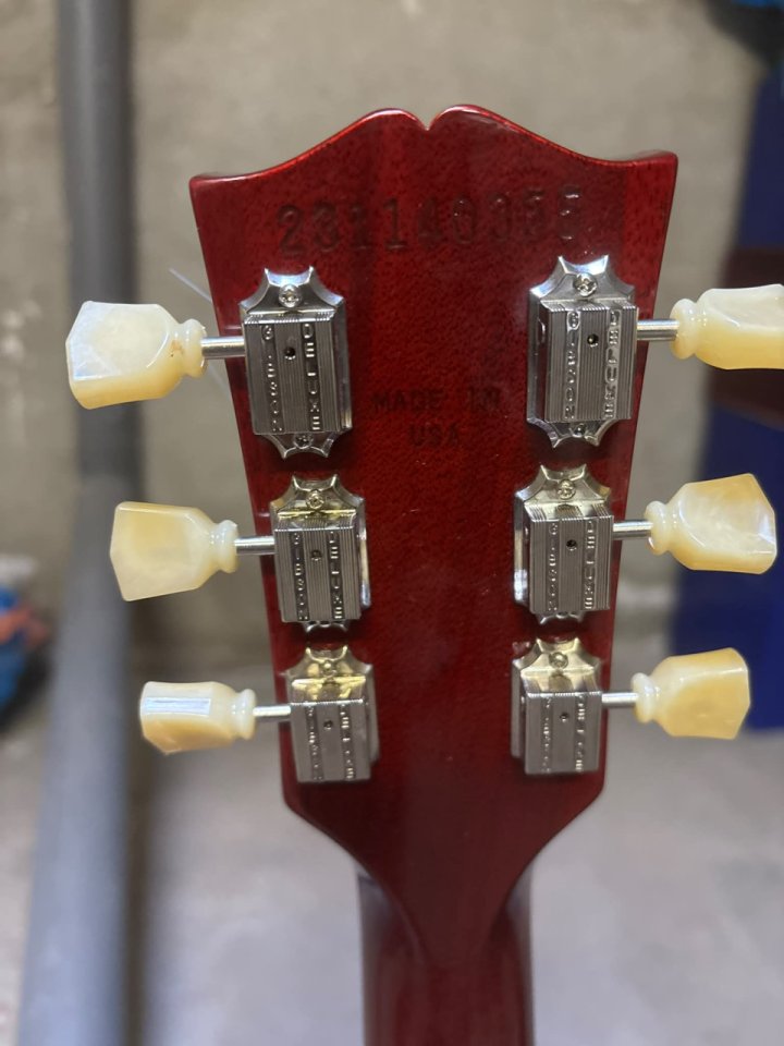 Gibson Les Paul placa standar cherry de segunda mano · Foto 1 de 5 · Madrid