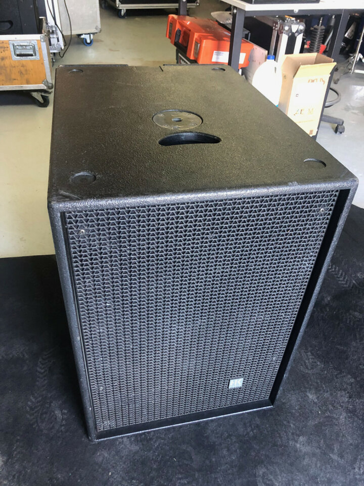 HK CONTOUR ARRAY de segunda mano · Foto 4 de 10 · A Coruña · 18000 €