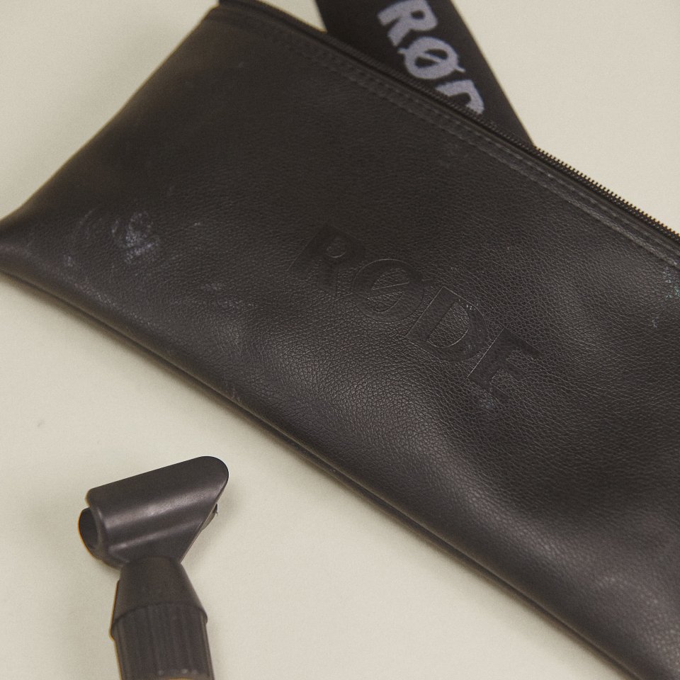 RODE NTG 2 + Wooden Camera Shock Mount