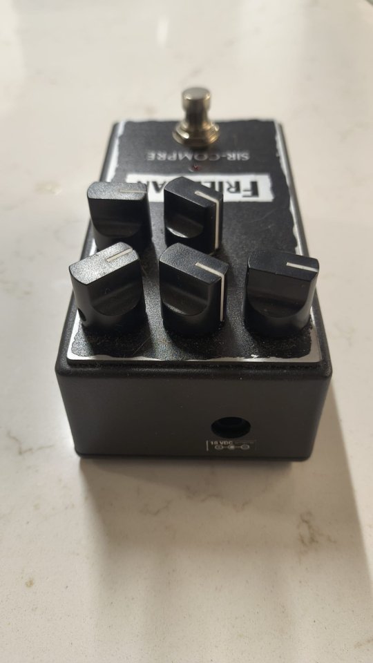 Friedman Sir-Compre Optical Compressor with Overdrive de segunda mano · Foto 4 de 4 · Barcelona · 160 €