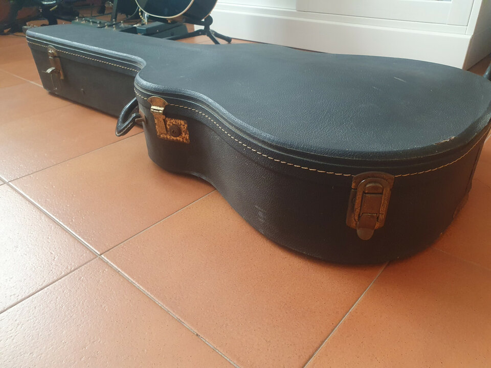 Estuche Gibson acústica Vintage
