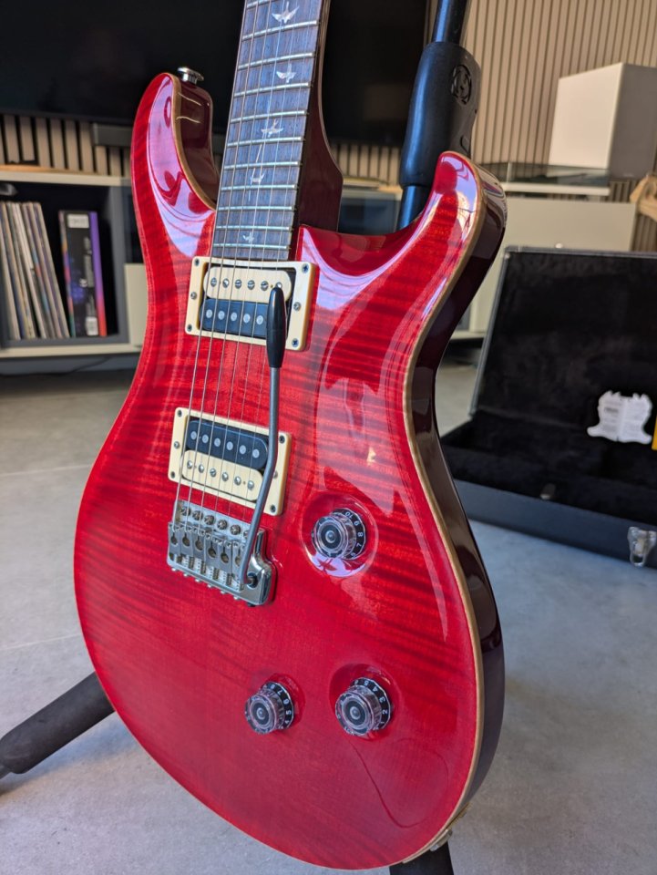 Cambios  dentro .PRS Custom 24  - 20th Anniversary