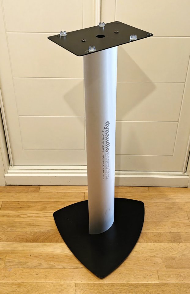 Dynaudio - Soportes para Monitores de Estudio