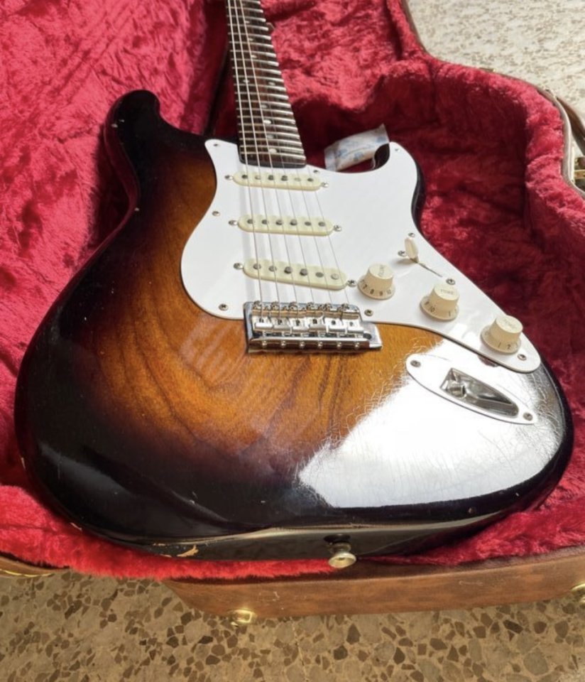 Stratocaster MusikCraft Partcaster de segunda mano · Foto 2 de 10 · Salamanca · 2100 €