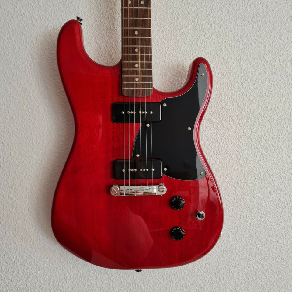 Squier Paranormal Strat-O-Sonic CRT