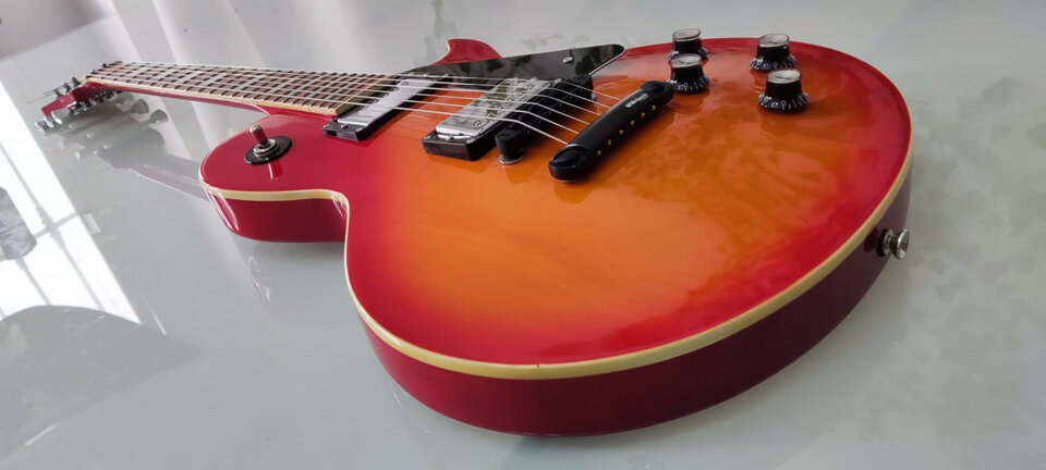Kohler - Les Paul - Korea 90's - Solid Wood Vendo en 400€ / Valoro cambios:  (OPCIÓN DE 2X1)