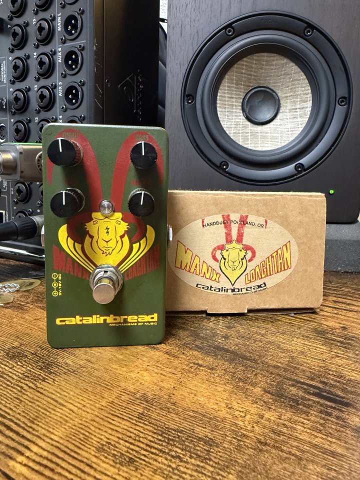 Catalinbread Manx Loaghtan Fuzz B17 Green (Big Muff)