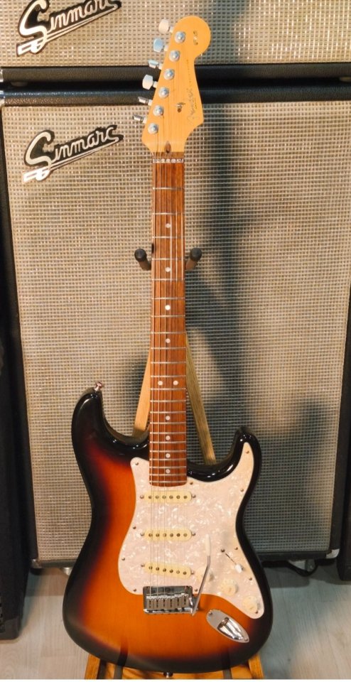 Fender Stratocaster American Series 60th anniversary de segunda mano · Foto 3 de 10 · Barcelona · 1250 €