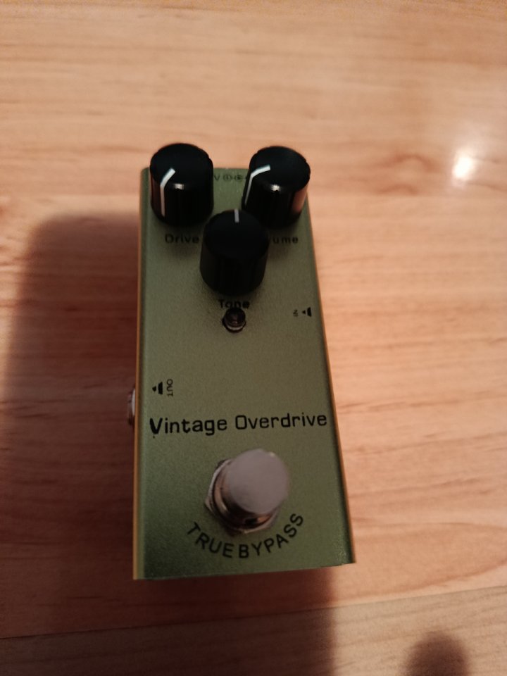 Pedal overdrive clon TS808