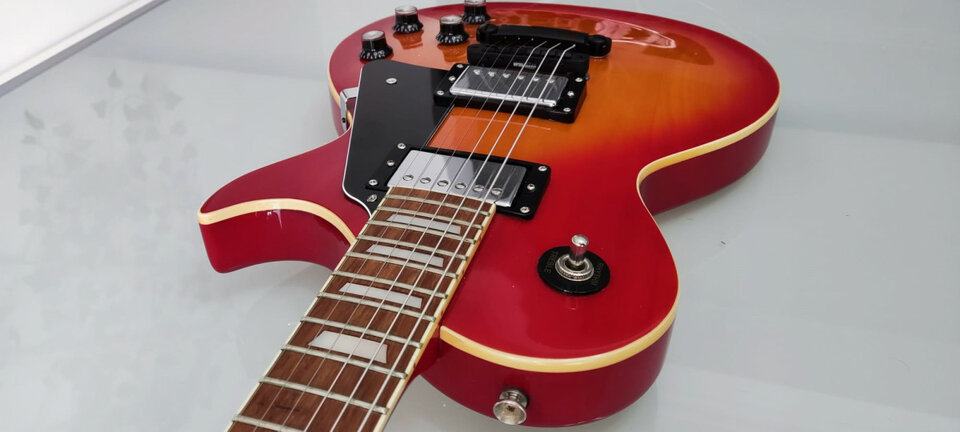 Kohler - Les Paul - Korea 90's - Solid Wood Vendo en 400€ / Valoro cambios:  (OPCIÓN DE 2X1)