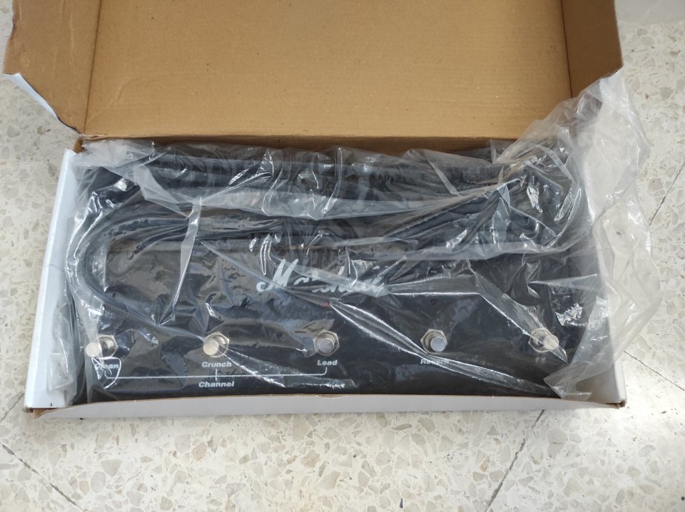 Marshall JCM 2000 TSL60 + PANTALLA.