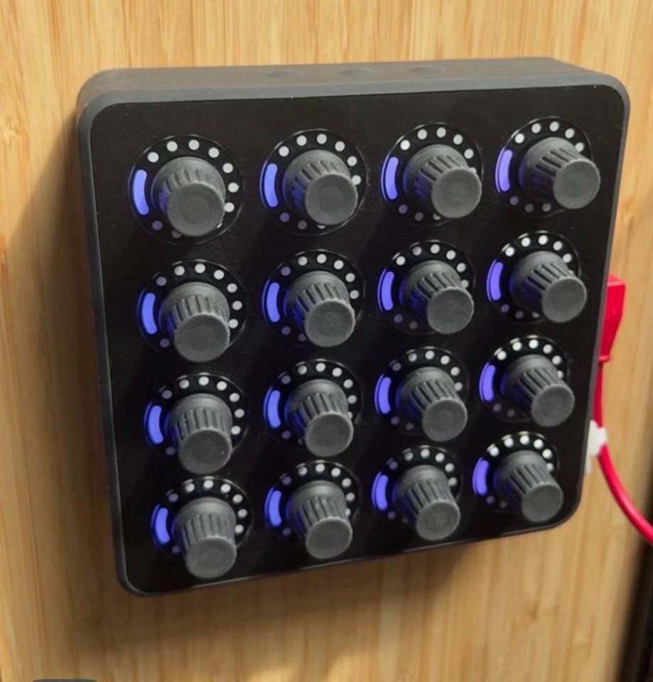 MIDI fighter twister