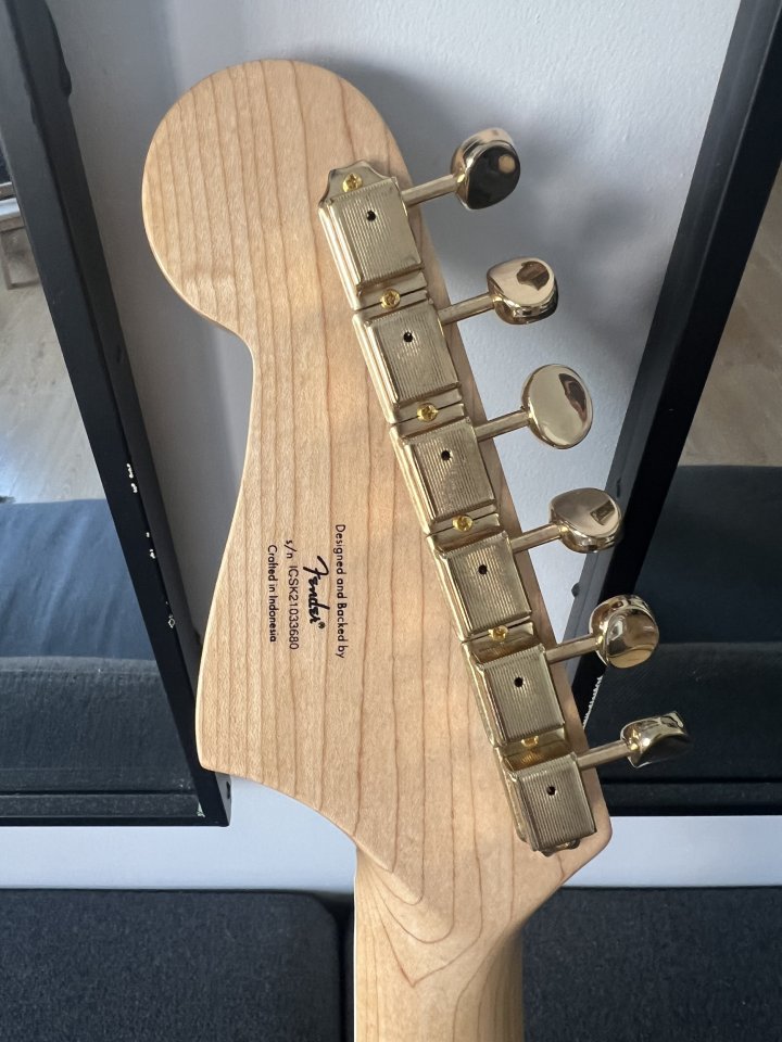 Squier Jazzmaster 40th Anniversay Limited Edition de segunda mano · Foto 2 de 4 · Madrid · 429 €