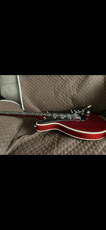 Guitarra BMG Red Special Brian May de segunda mano · Foto 3 de 5 · Sevilla · 700 €