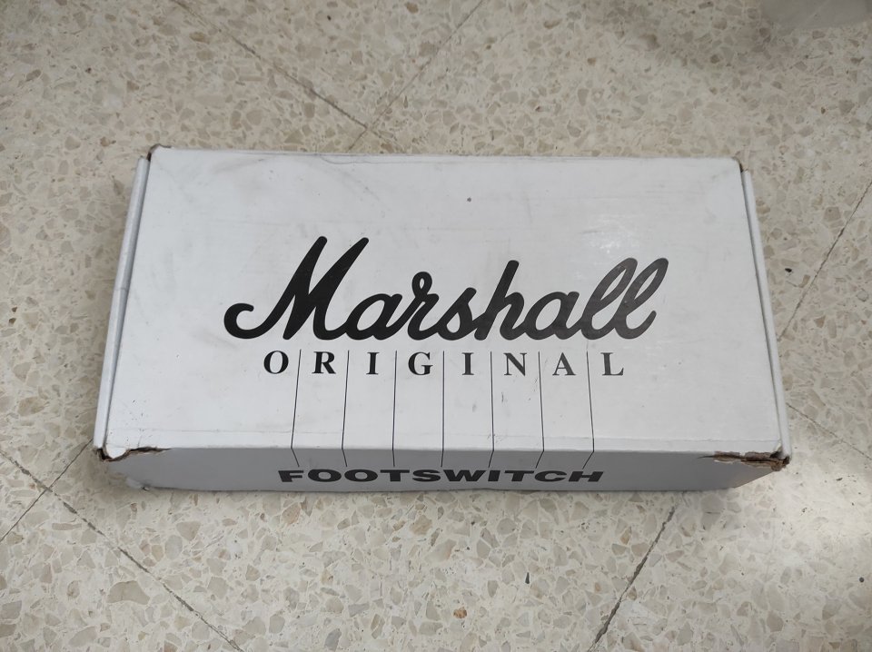 Marshall JCM 2000 TSL60 + PANTALLA.
