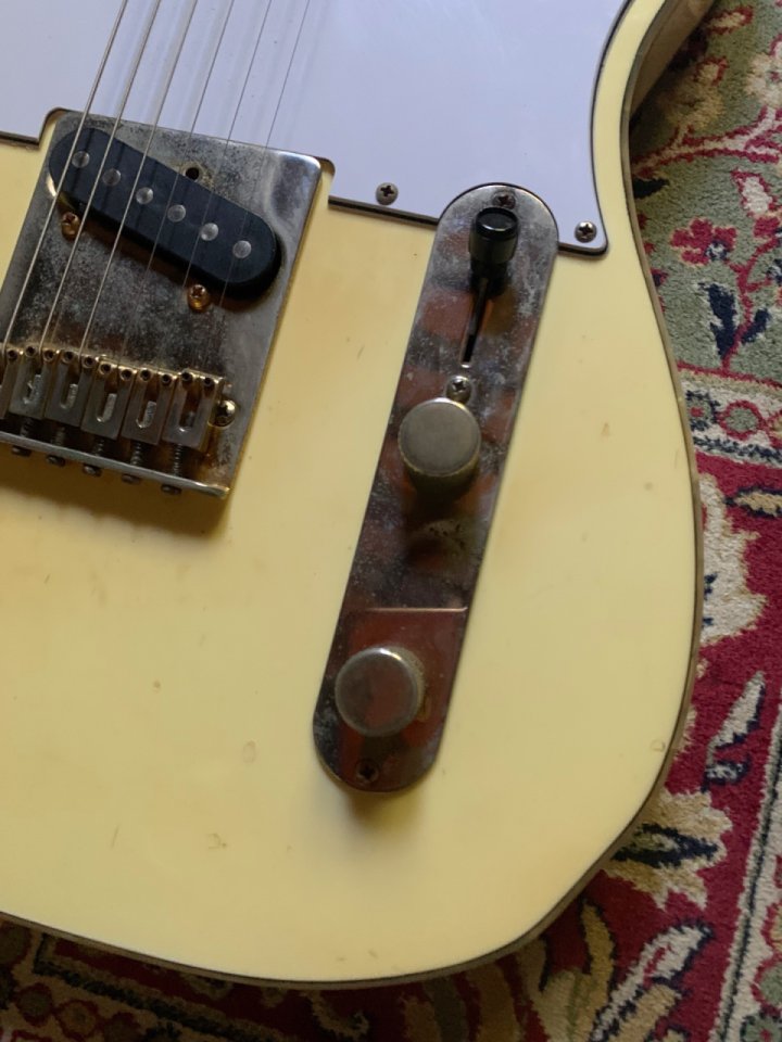 Fender Japan 1996 50 aniversario de segunda mano · Foto 3 de 9 · Girona · 1200 €