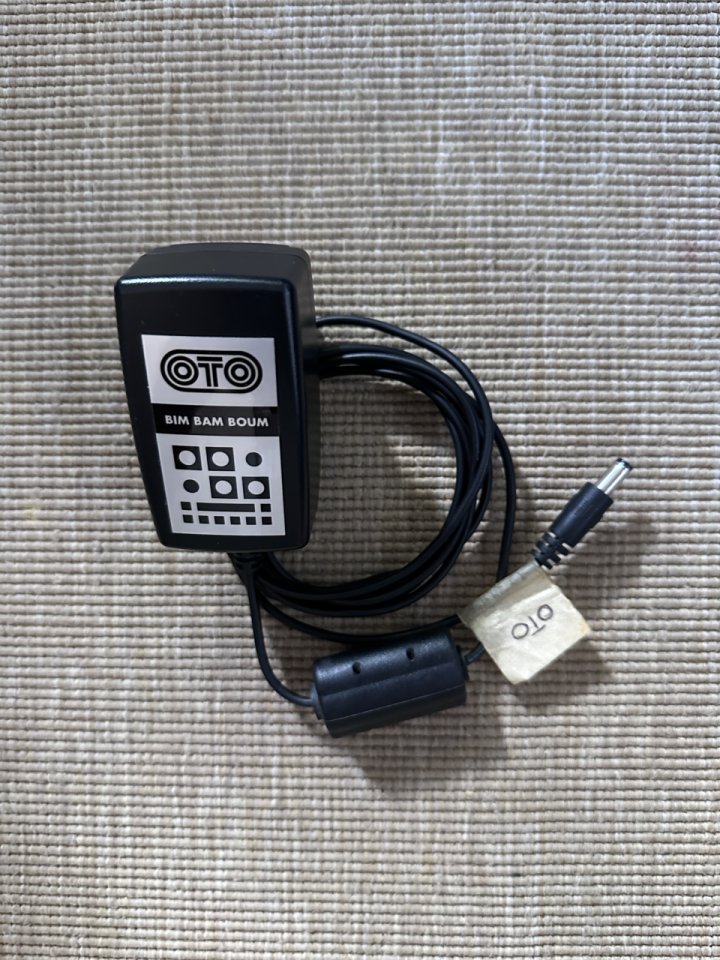 Reverb OTO BAM de segunda mano · Foto 3 de 3 · Barcelona · 500 €