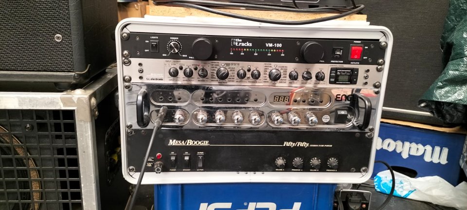 Equipo en rack completo