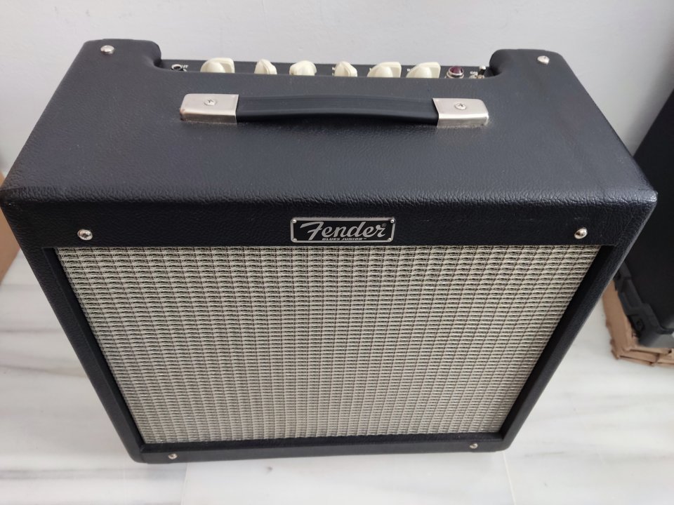 Fender Blues Junior IV de segunda mano · Foto 5 de 6 · Sevilla · 600 €