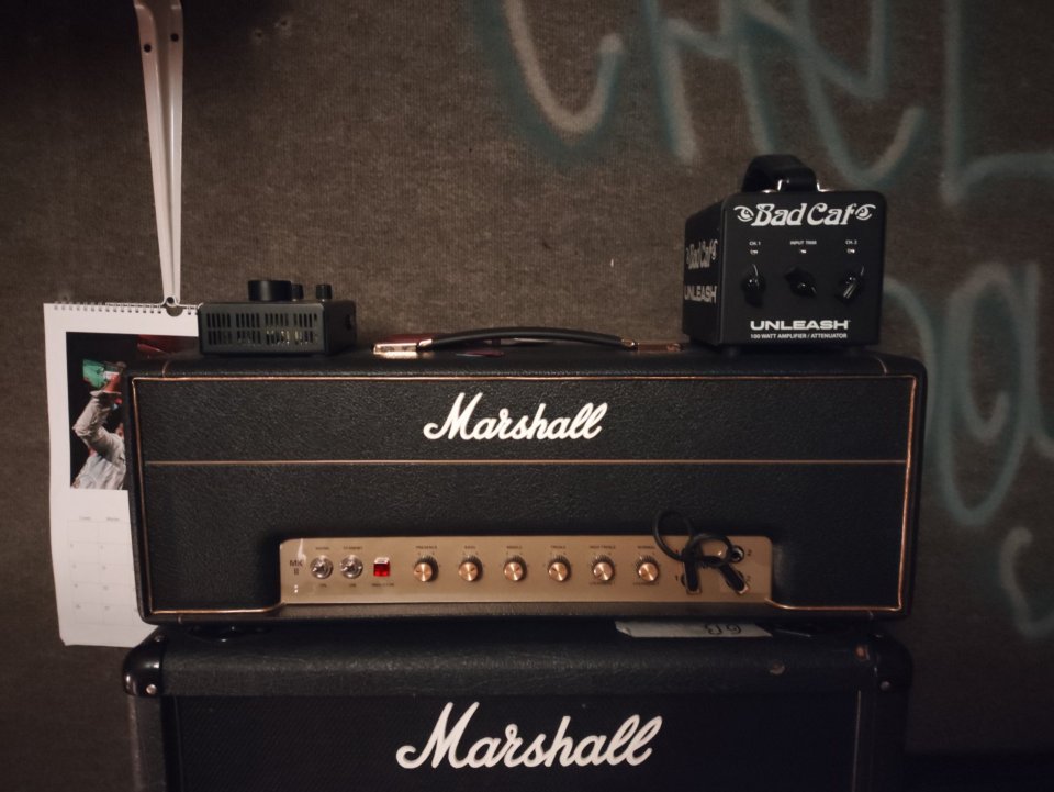 Marshall 1987x + bad cat unleash de segunda mano · Foto 1 de 6 · Madrid · 1300 €