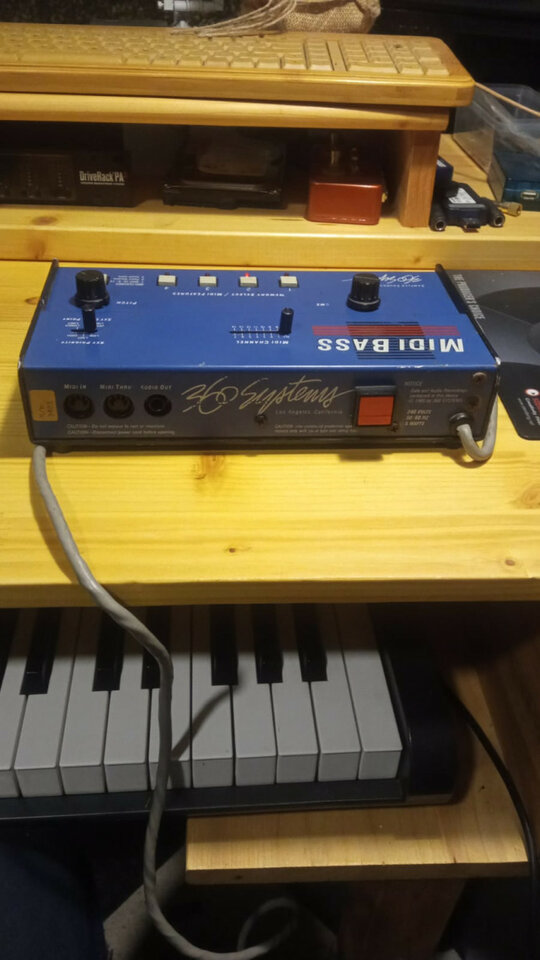 360 Systems MIDI BASS