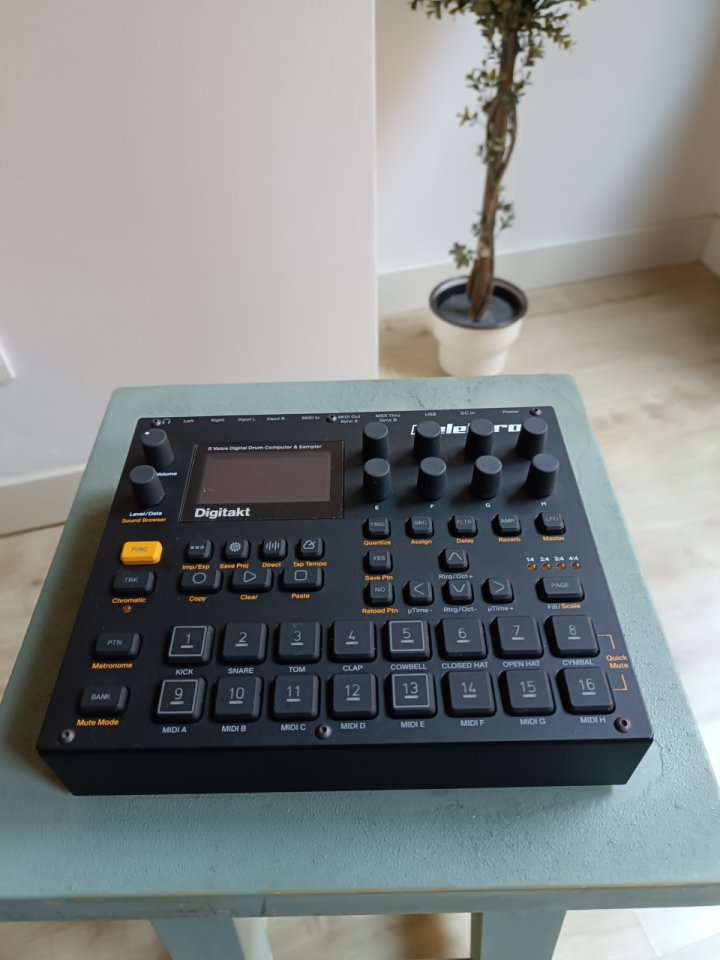 Elektron Digitakt