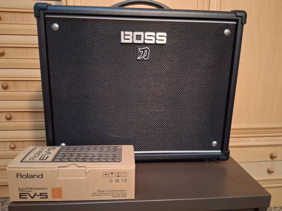 BOSS Katana 50 Gen3 de segunda mano · Tarragona · 328 €