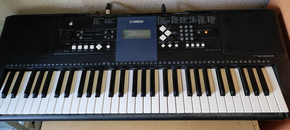 TECLADO YAMAHA PSR E333