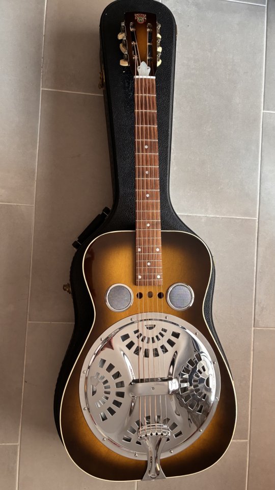 Dobro Gibson D 60 de segunda mano · Foto 2 de 10 · Barcelona · 850 €