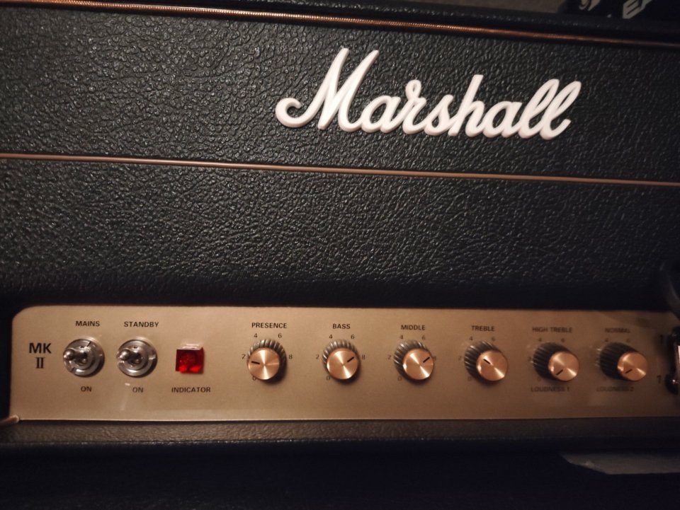 Marshall 1987x + bad cat unleash de segunda mano · Foto 4 de 6 · Madrid · 1300 €