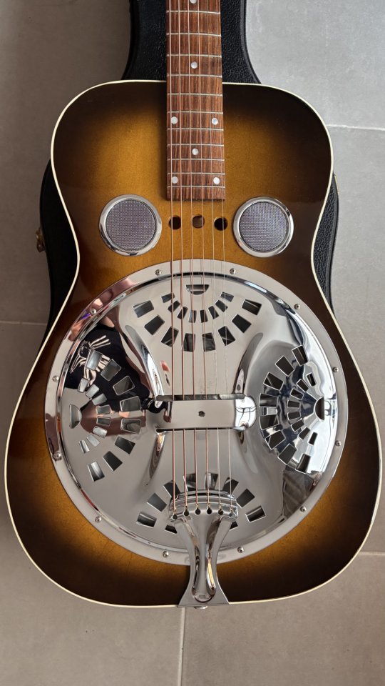 Dobro Gibson D 60 de segunda mano · Foto 3 de 10 · Barcelona · 850 €
