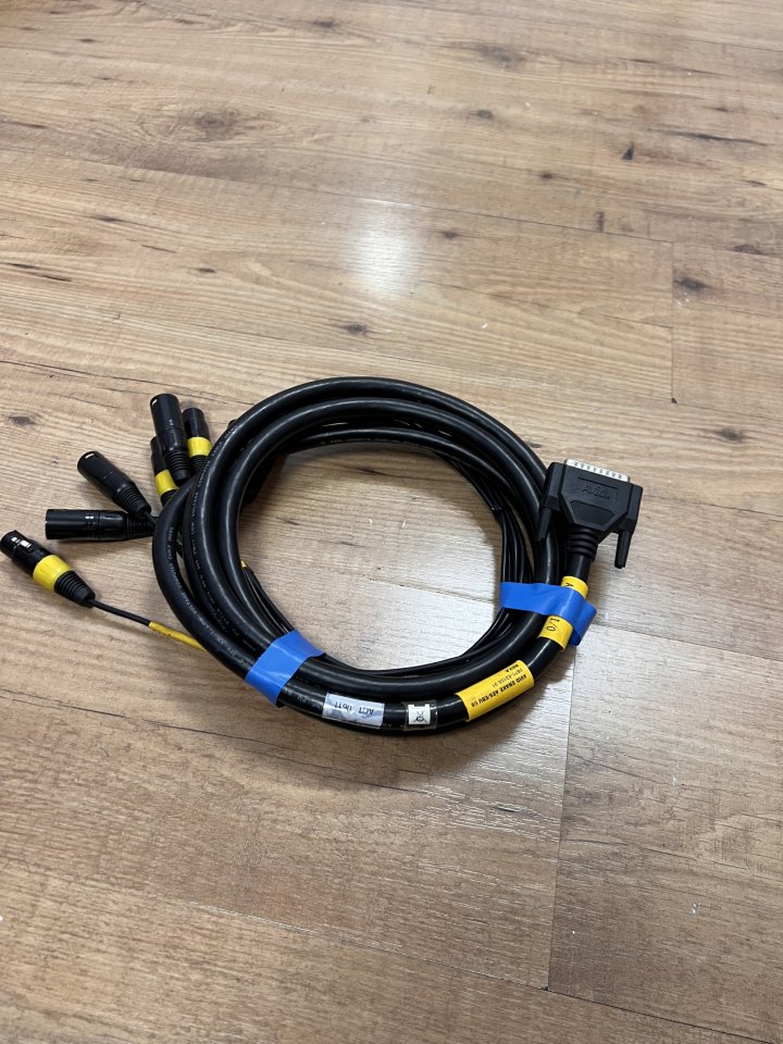 Mangueras dSub25 DB25. de segunda mano · Foto 3 de 3 · Bizkaia · 70 €