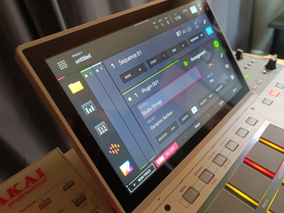 Akai MPC X SE de segunda mano · Foto 5 de 10 · Cantabria · 1250 €