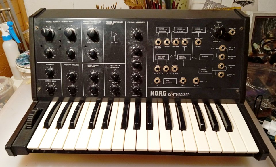 Sintetizador analógico Korg MS-10