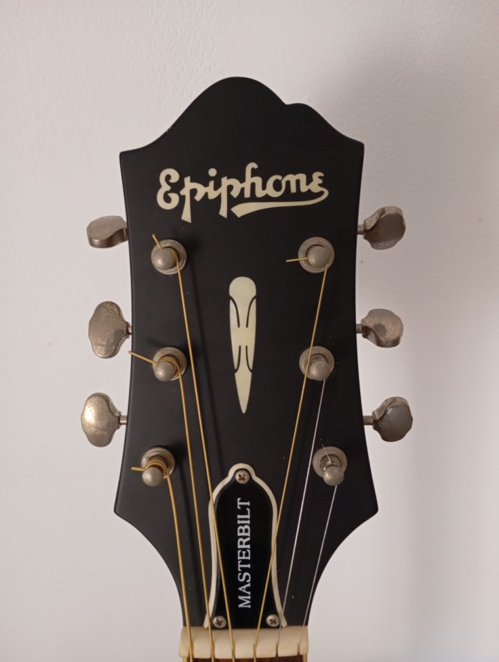 Guitarra Acústica Epiphone Masterbilt DR-500M de segunda mano · Foto 5 de 10 · Valencia · 450 €