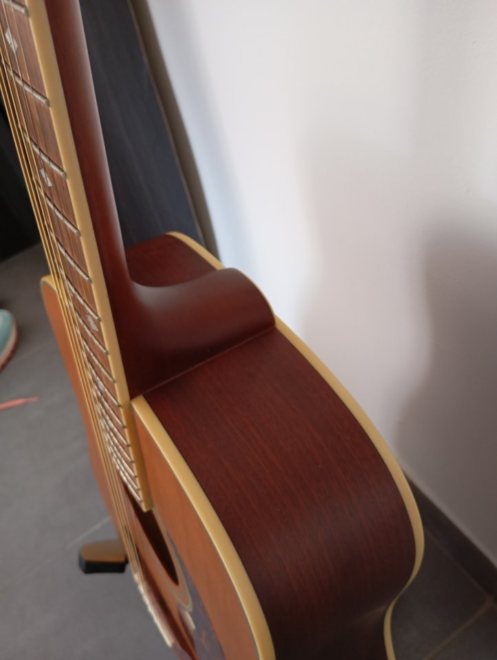 Guitarra Acústica Epiphone Masterbilt DR-500M de segunda mano · Foto 6 de 10 · Valencia · 450 €