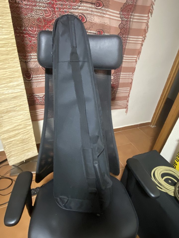Guitarra de viaje Traveler de segunda mano · Foto 4 de 8 · Madrid · 100 €