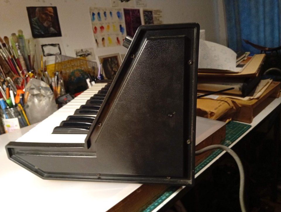 Sintetizador analógico Korg MS-10