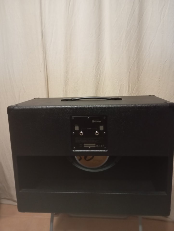 Pantalla Palmer 1x12 vacía