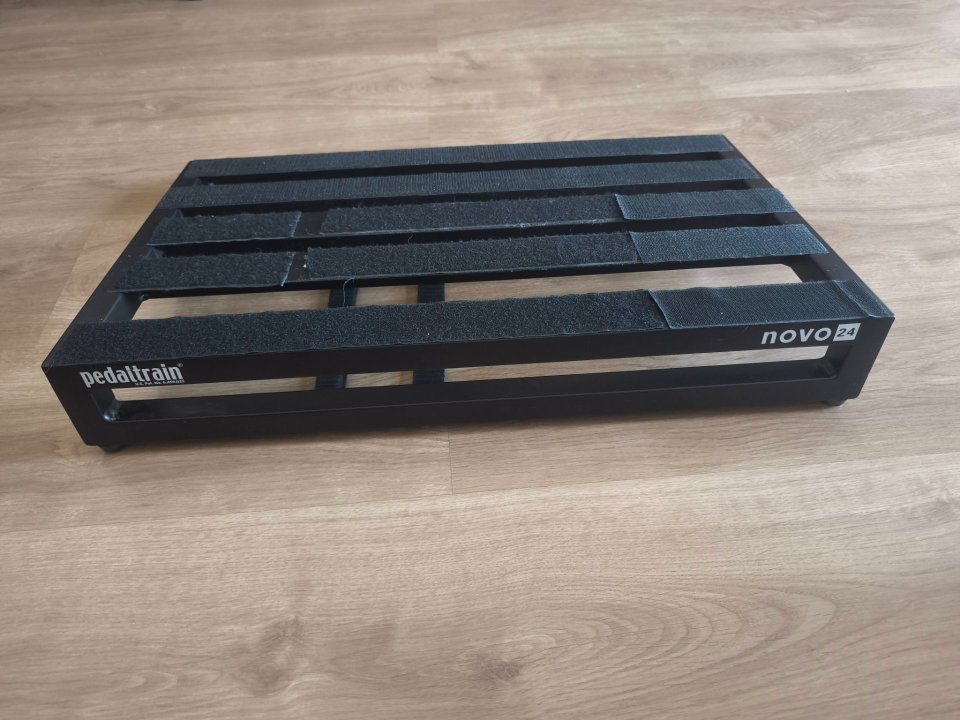 Pedaltrain Novo 24 de segunda mano · Foto 4 de 9 · Almería · 80 €