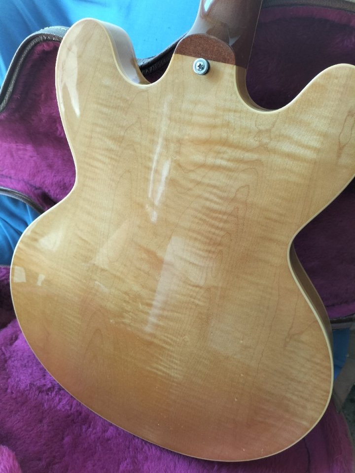Gibson ES-335 Dot Figured 2001 de segunda mano · Foto 6 de 10 · Valencia · 2600 €