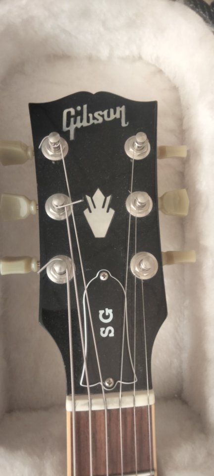 Gibson SG Standard USA 2007 de segunda mano · Foto 3 de 7 · Madrid · 1200 €