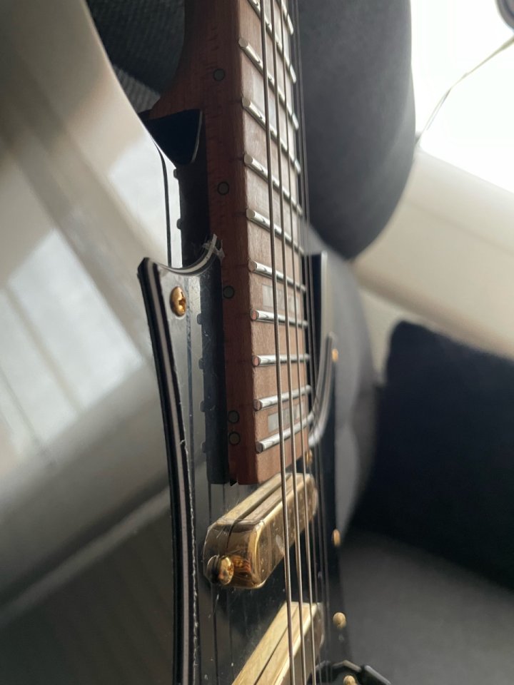 Ibanez THBB10 de segunda mano · Foto 5 de 10 · Barcelona · 1400 €