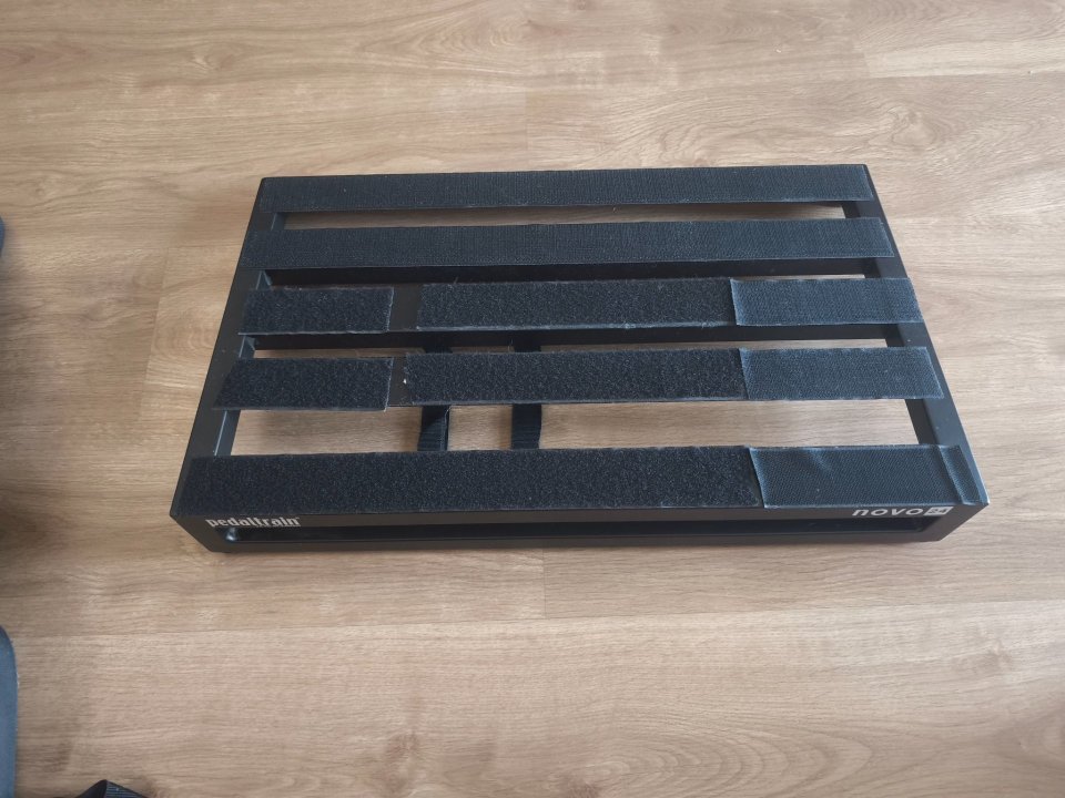 Pedaltrain Novo 24 de segunda mano · Foto 8 de 9 · Almería · 80 €