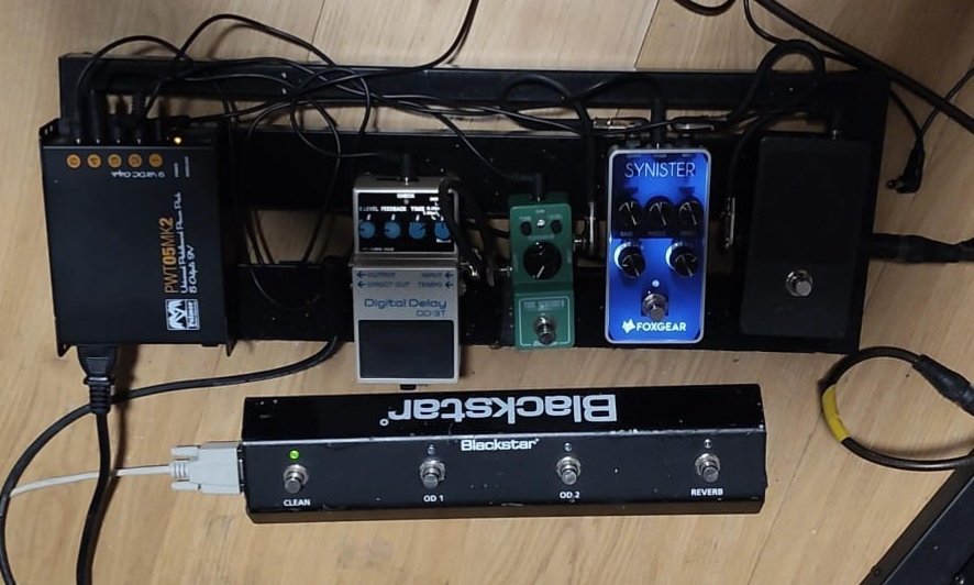 Pedal distorsion Foxgear Synister de segunda mano · Foto 1 de 2 · Alicante · 50 €